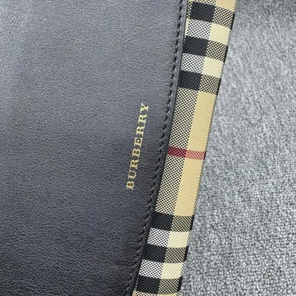 Burberry Leather Shoulder Bag 450-021925 - Picture 3 of 16